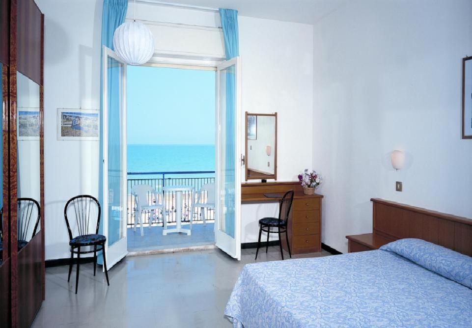 Grand Hotel Excelsior Senigallia Exteriör bild