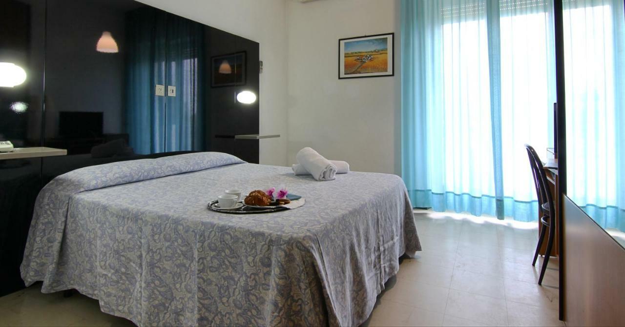 Grand Hotel Excelsior Senigallia Exteriör bild