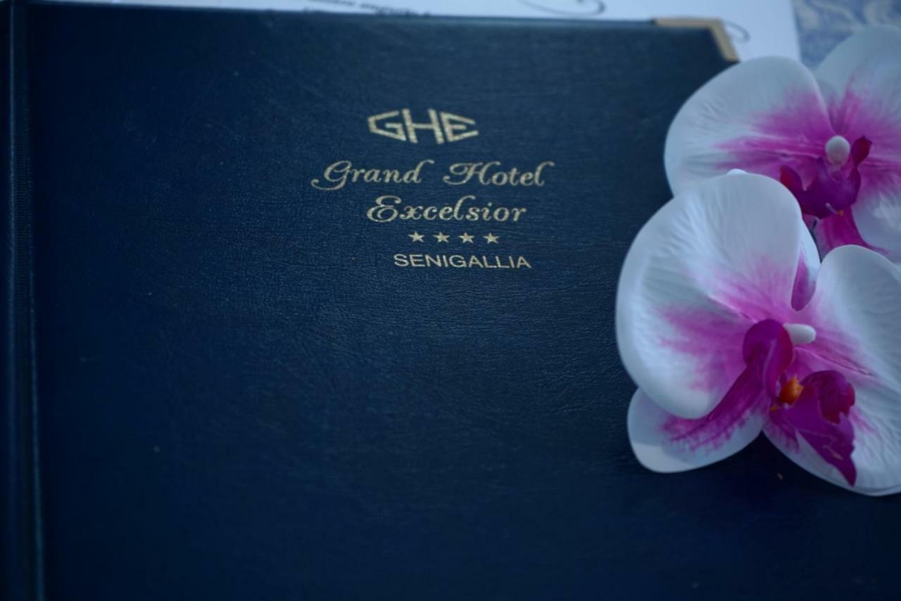 Grand Hotel Excelsior Senigallia Exteriör bild